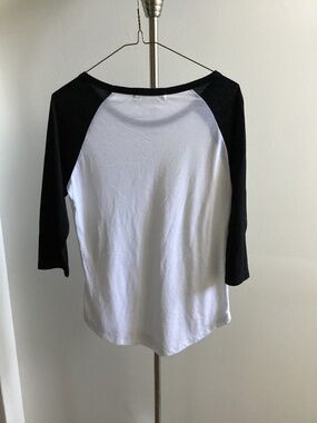 Raglan 3/4 sleeve top